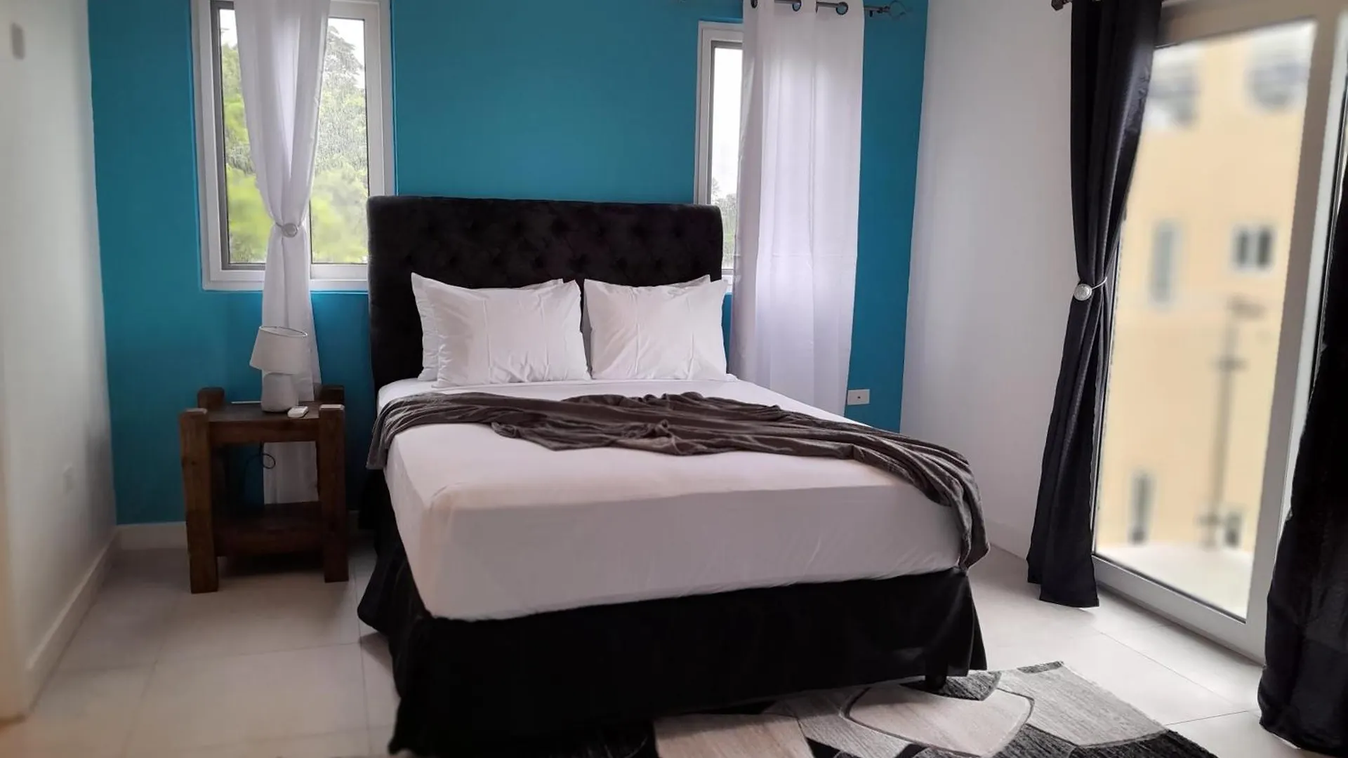 Lawrence Tavern Kingston View Bed & Breakfast ジャマイカ